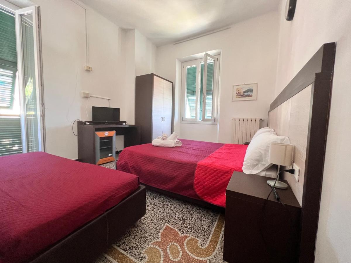 Hotel Monique Noli Eksteriør billede